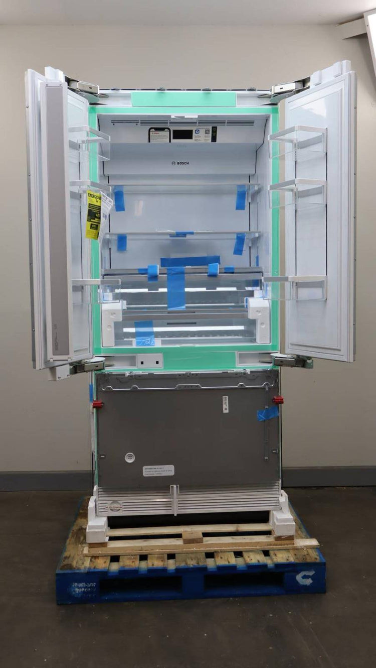 Bosch 36" PR Built-In French Door Smart Benchmark Series Refrigerator B36IT905NP