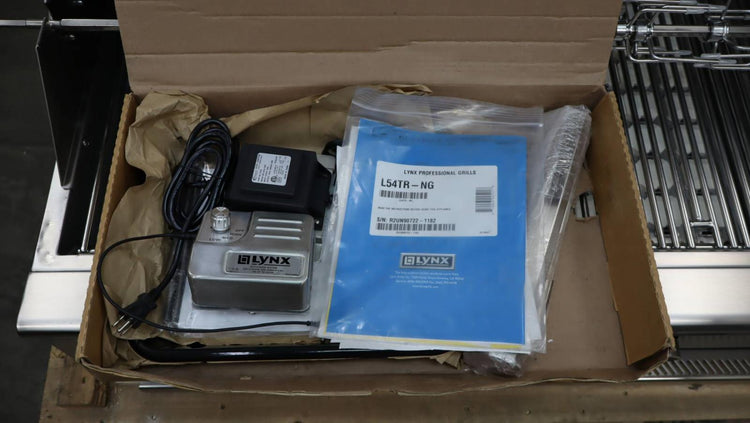 Lynx Professional 54" 1555 sq.in. Cooking Surface Grill Series L54TRNG