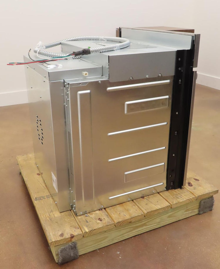 Bosch 800 Series HBN8451UC 27" Single Electric S. Steel Wall Oven FullWarranty