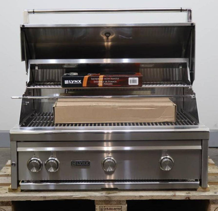 Lynx Professional Grill 36" 935 sq in. Cooking Surface Built-In Grill LF36ATRNG
