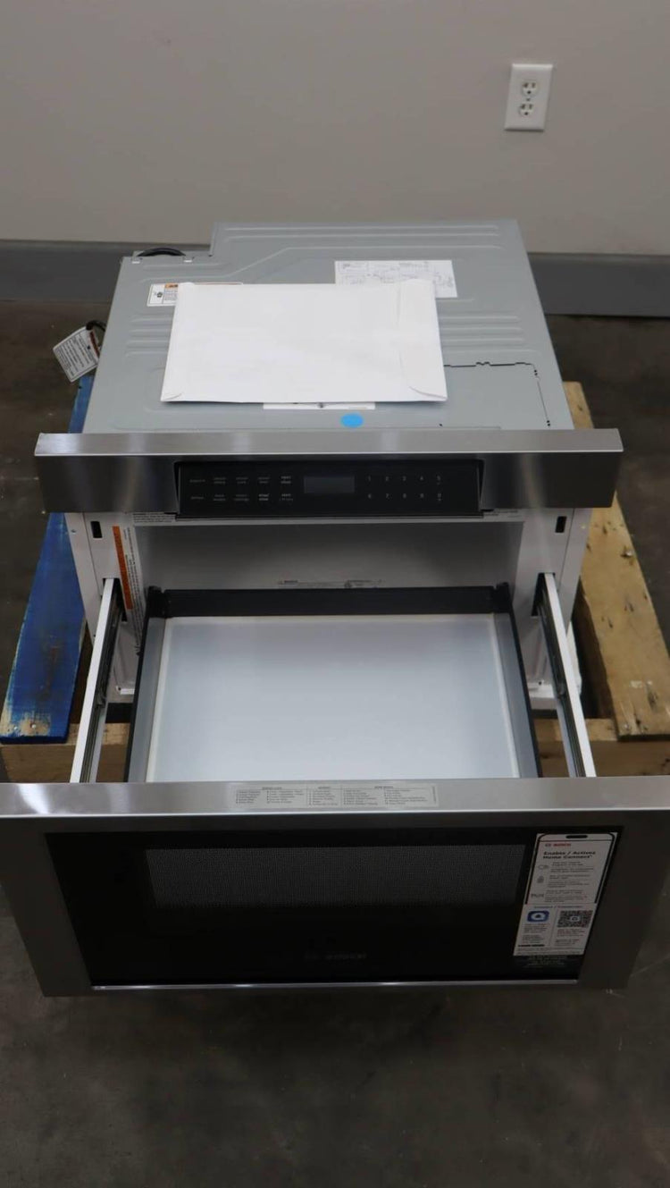 Bosch 24" 800 Series 1.2 Cu.Ft. Cap 950 Watt Smart Microwave Drawer HMD8454UC