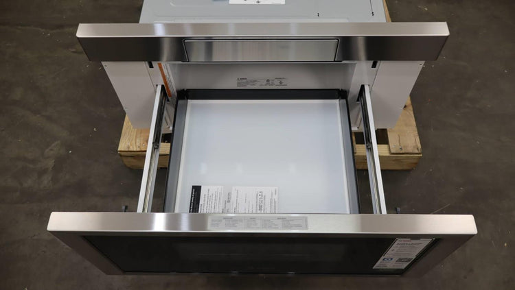 Bosch 30" Tilt Display 1.2 Cu.Ft Smart 800 Series Microwave Drawer HMD8054UC