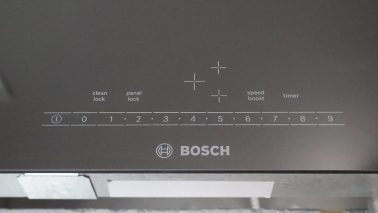 Bosch 24" 500 Series PotSense Black Ceramic Electric Induction Cooktop NIT5460UC