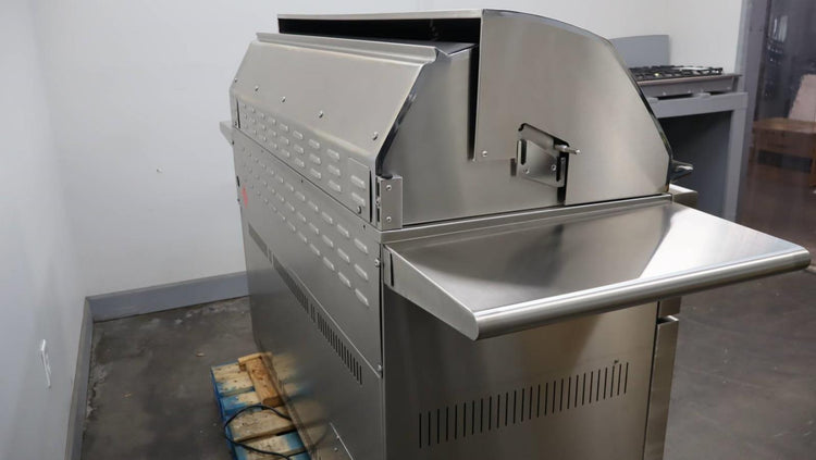 Lynx Professional Grill Series 54" 1555 sq.in Cooking Zone NG Grill L54TRFNG