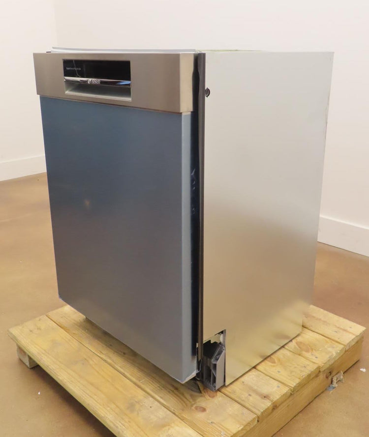 Bosch Benchmark Series SHE89PW75N Semi Integrated Dishwasher 38 dBA