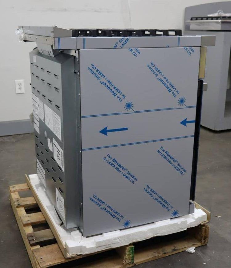 Bosch 30" 5 Burner 3.6 Cu.ft. Freestand Gas Stainless 800 Series Range HGS8055UC