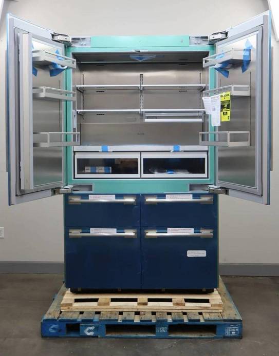 Thermador 48" Built-In French Door Freedom Collection Refrigerator T48BT110NS