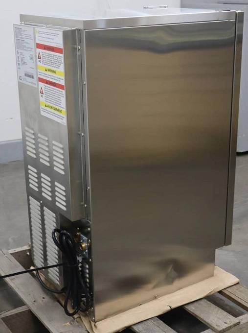 XO 15" Crystal Clear Cubes Gourmet Built-In Indoor/Outdoor Ice Maker XOUIM1565SP