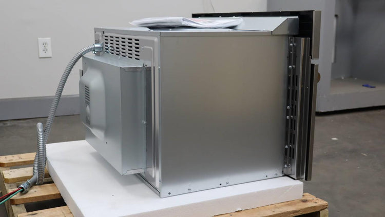 Thermador 30" 10 Level Cook Smart™ Convection Stainless Speed Oven MC30WP