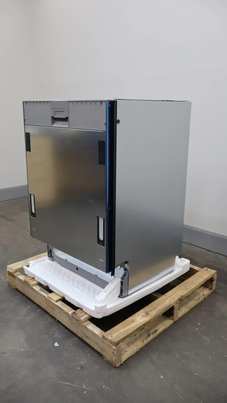 Gaggenau 24" 400 Series Fully Integrated Panel Ready Smart Dishwasher DF481701F