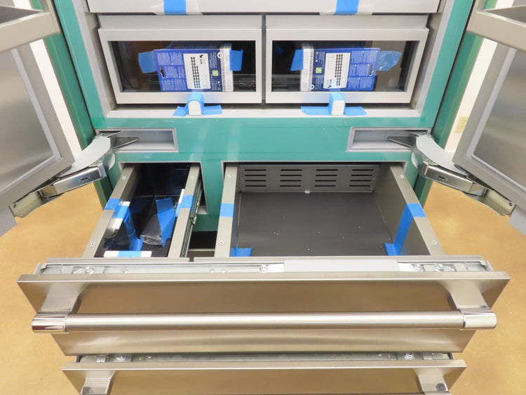 Thermador Freedom T36BT120NS 36" Built-In Smart French Door Refrigerator Details