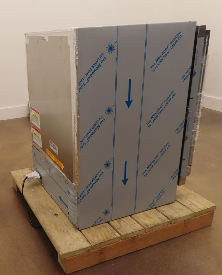 Lynx LN24REFGR 24 Inch Built-In All Refrigerator with 5.3 Cu. Ft. Capacity