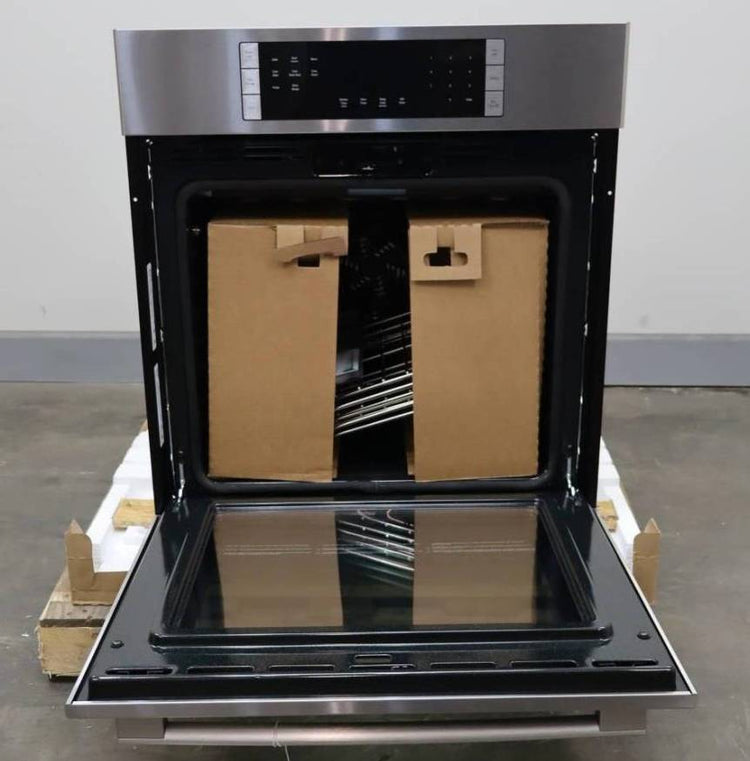 Bosch 27" 800 Series SS EcoClean Convection Single Electric Wall Oven HBN8451UC