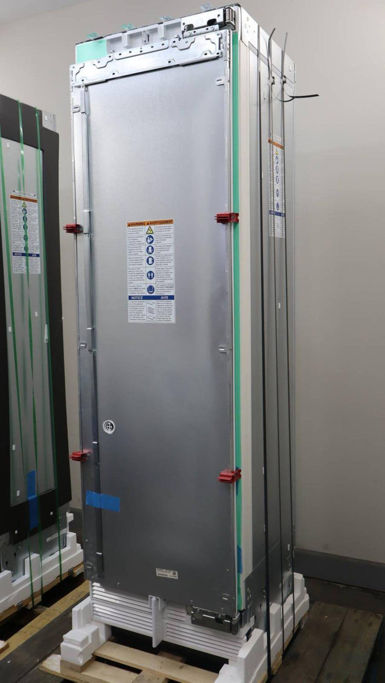 Thermador 48" Freedom Collection Refrigerator & Freezer T24IR905SP / T24IF905SP