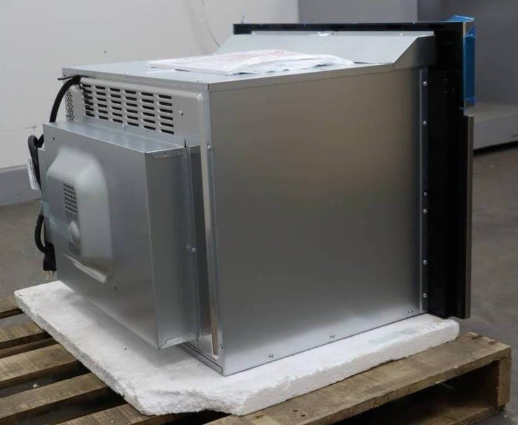 Bosch 27" SS Sensor Cook 800 Series Microwave / Convection Oven HMC87152UC