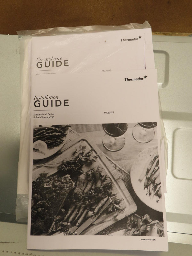 Thermador Masterpiece Series MC30WS 30" Speed Oven 1000 Watts Pictures