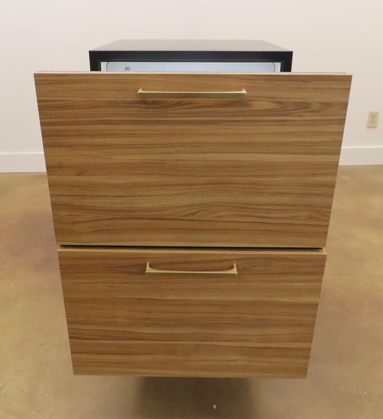 XO XOU24RDO 24" Built-In Under-Counter Beverage Refrigerator Drawers
