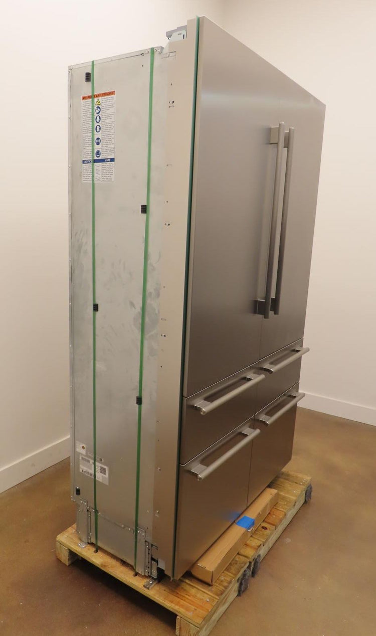 Thermador Freedom Collection T48BT110NS 48" BuiltIn French Door Refrigerator Pic