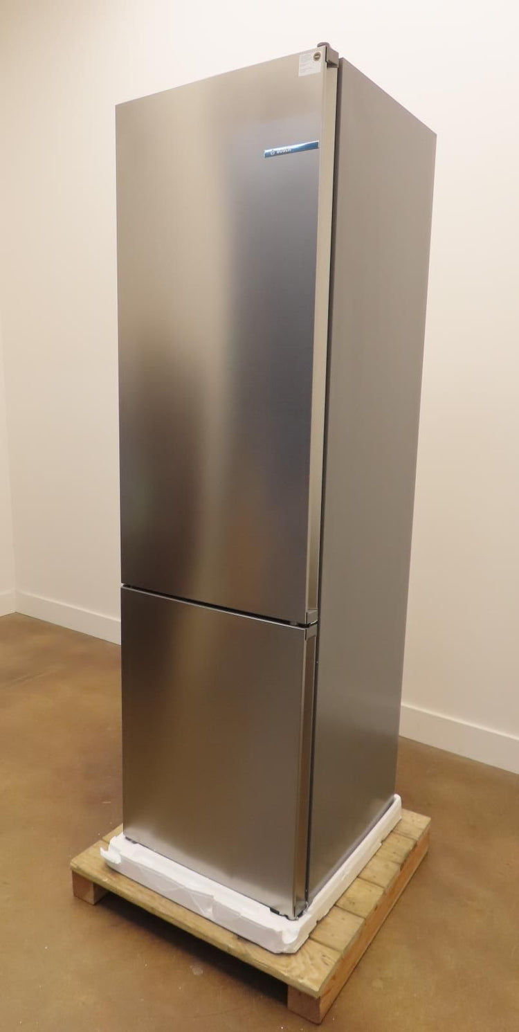 Bosch 800 Series B24CB80ESS 24" Freestanding Bottom Freezer Smart Refrigerator