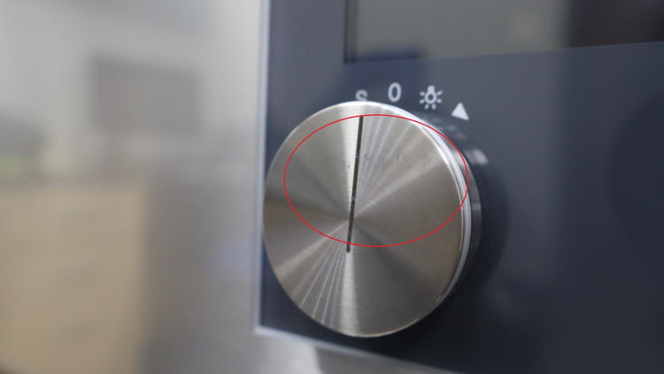 Gaggenau 30" 400 Series 4.5 Cu.Ft TFT Glass Front SS Single Oven BO481613