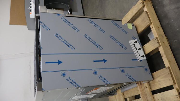 Thermador 30 Inch Stainless Freestanding Professional Dual Fuel Range PRD304WHU