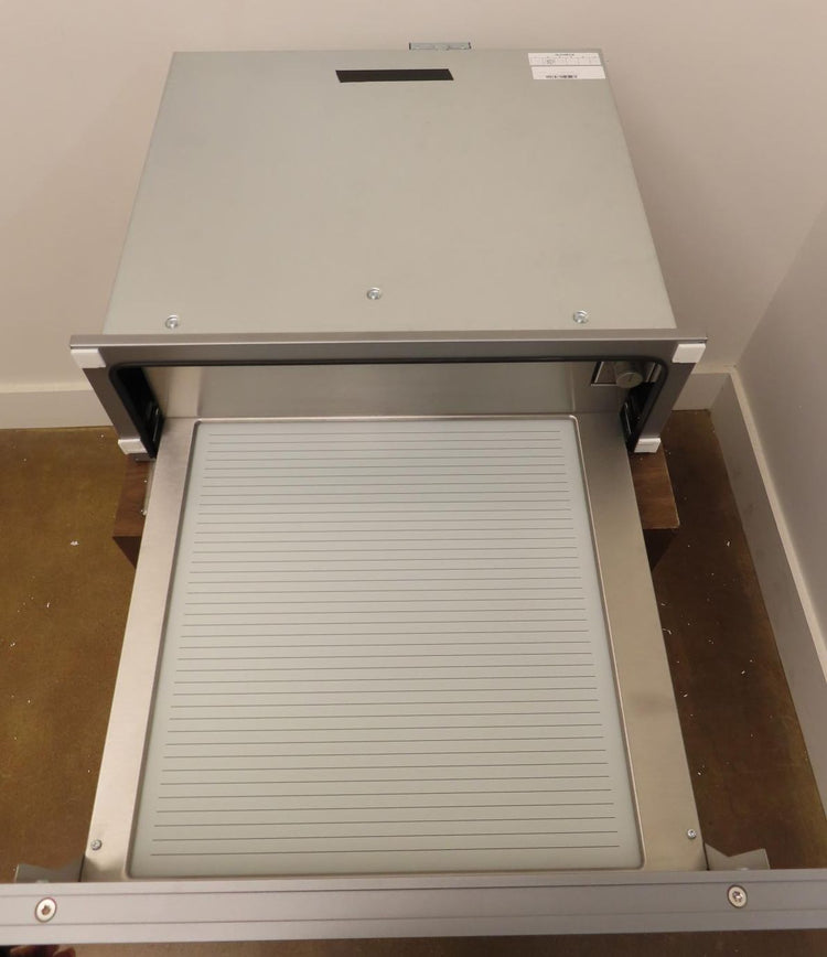 Gaggenau 400 Series WS463710 24" 1.0 cu. ft. Capacity Warming Drawer Pictures