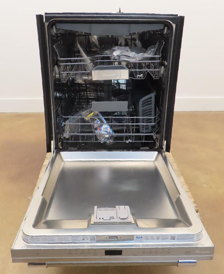 Thermador Emerald Series DWHD560CFP 24" Fully Integrated Smart Dishwasher Pics