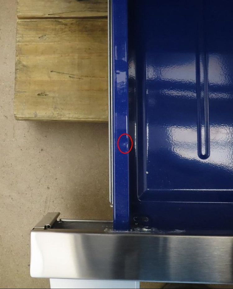 Signature Kitchen Suite UPSG3014ST 30" 6.3 Cu. Ft. Gas Convection Range