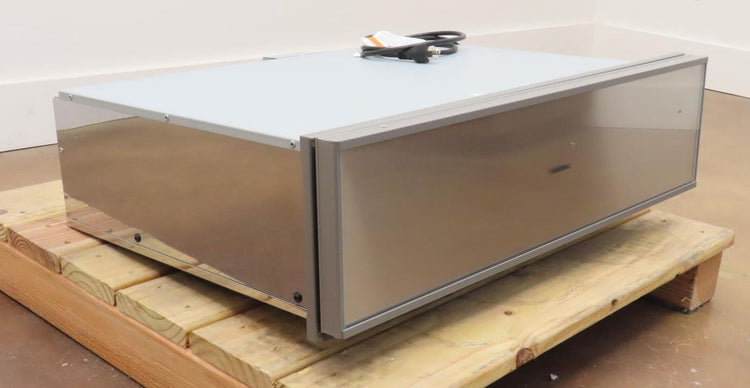 GAGGENAU 400 Series WS482710 30" 1.3 cu. ft. Capacity Convection Warming Drawer