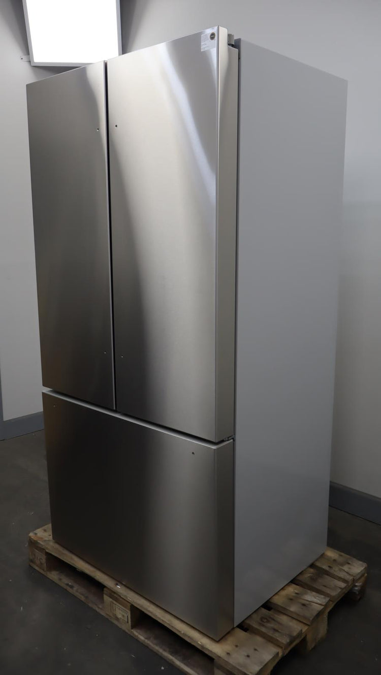 Thermador 36" SS French Door Smart Professional Series Refrigerator T36FT820NS