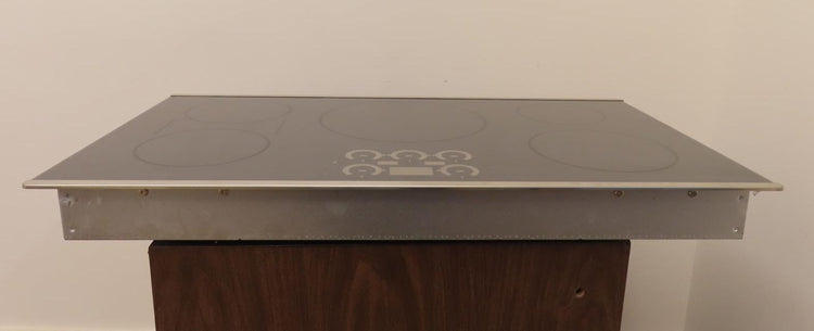 Cafe CHP90362TSS 36 Inch Induction Smart Cooktop with 5 Elements