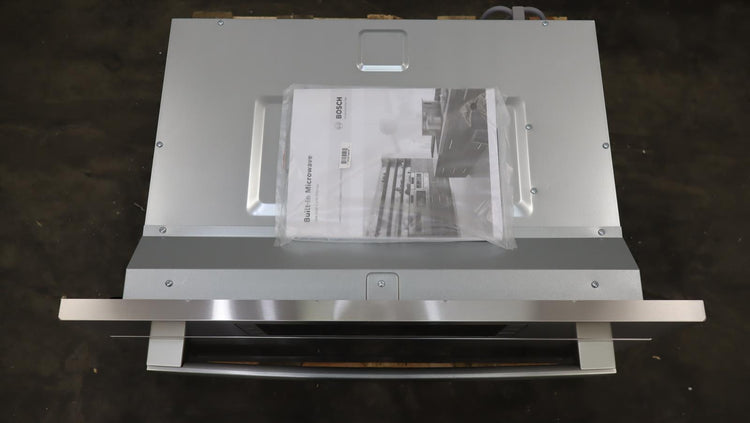 Bosch 500 Series 30" 950 Watts 1.6 cu. ft Built-In SS Microwave Oven HMB50152UC - Alabama Appliance