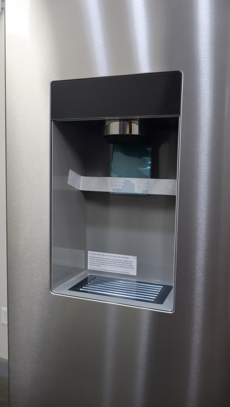 Bosch 500 Series 36 Inch Smart Freestanding French Door Refrigerator B36CD52SNS - Alabama Appliance