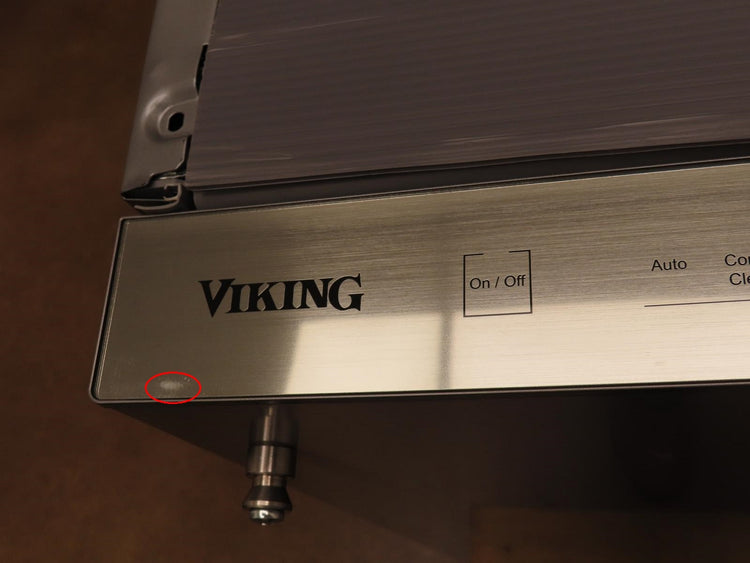 Viking VDWU524SS 24" LCD Control Panel 8 Cycles Quiet Clean Dishwasher - Alabama Appliance