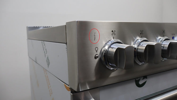 Viking 3 Series '24 30" 4.7 c.f 5 element Self-Clean Electric Range RVER33015BSS