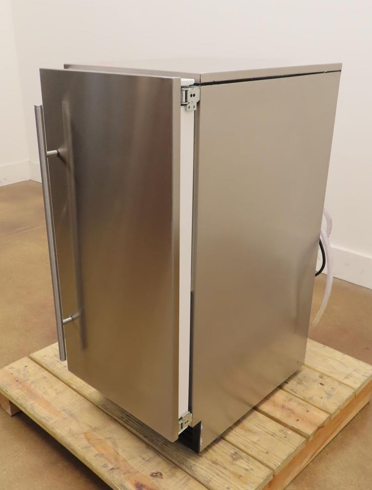 Scotsman Brilliance Series SCCG50MB1SU 15" Built-in Gravity Gourmet Ice Machine
