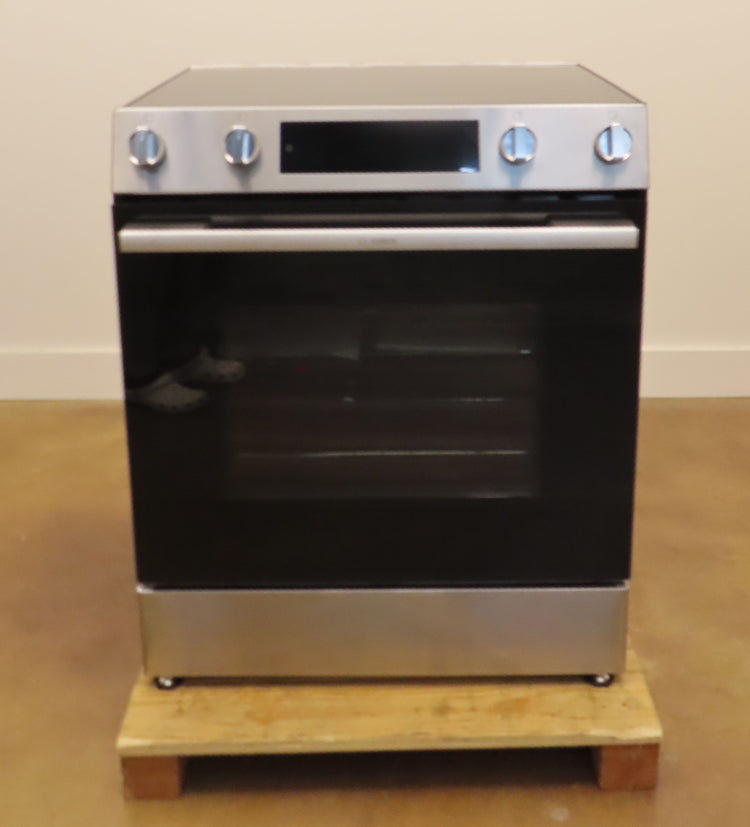 Bosch 100 Series HEF1050MU 30" SlideIn Electric Convection Range With Warranty
