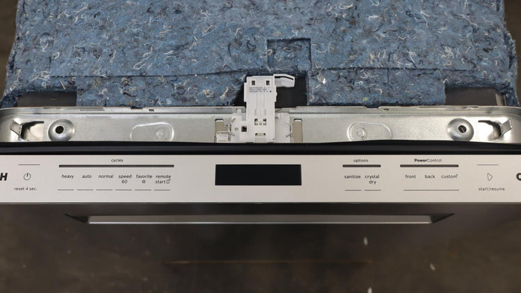 Bosch 24" Fully Integrated Built-In 42 dBA Smart 800 Series Dishwasher SHP78CM5N