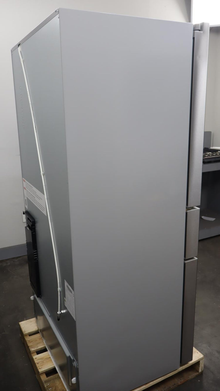 Bosch 36" Stainless Freestanding 800 Series 20.5 Cu.Ft. French Door B36CL80ENS