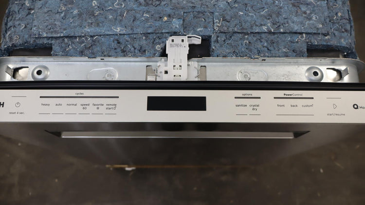 Bosch 24" 42 dBA Fully Integrated Built-In Smart 800 Series Dishwasher SHP78CM5N