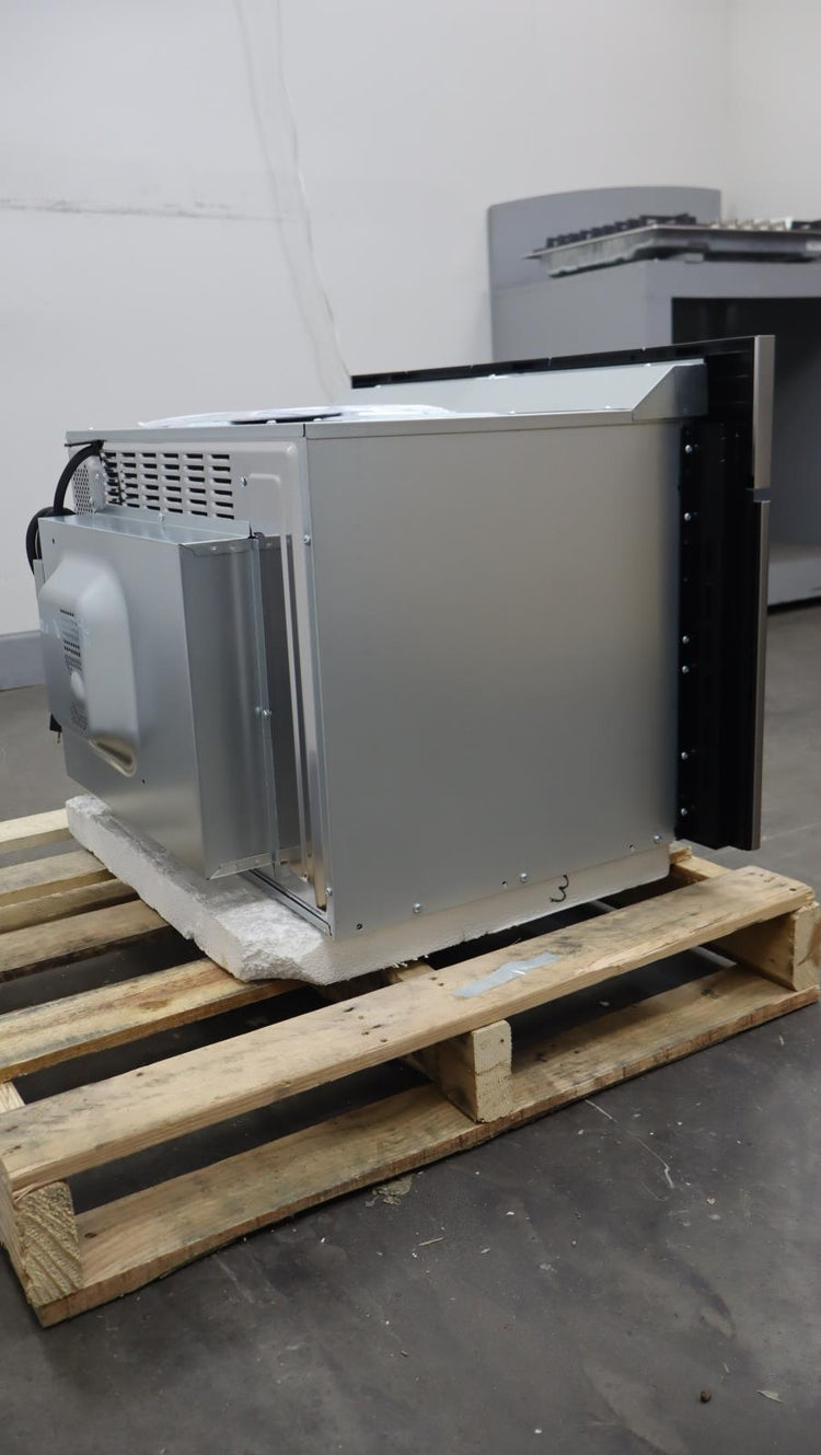 Bosch 800 Series 30" SpeedChef True Convection Sensor Cook SS Oven HMC80152UC