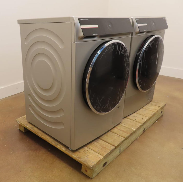 Bosch 800 Series WGB246AXUC / WQB245AXUC Front 24" Grey Load Washer & Dryer Set