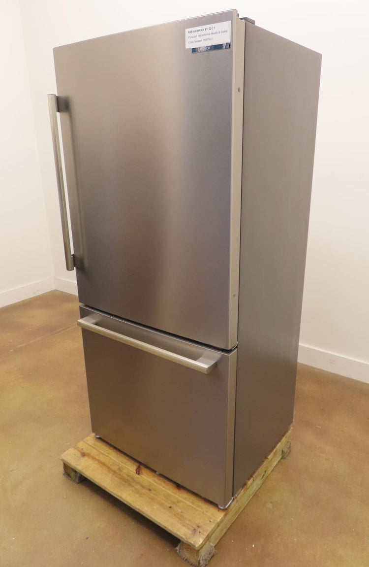 Bosch 100 Series B33CM10SNS 33" Freestanding Bottom Freezer Refrigerator