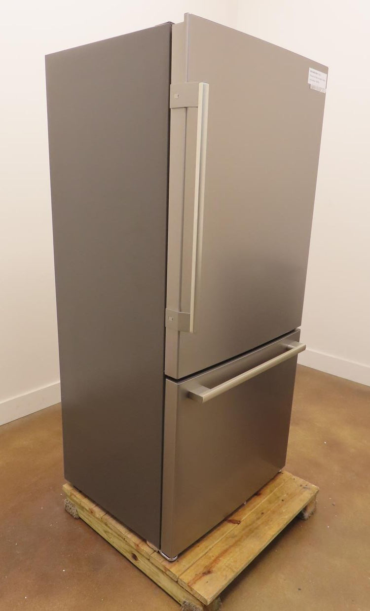 Bosch 100 Series B33CM10SNS 33" Freestanding Bottom Freezer Refrigerator