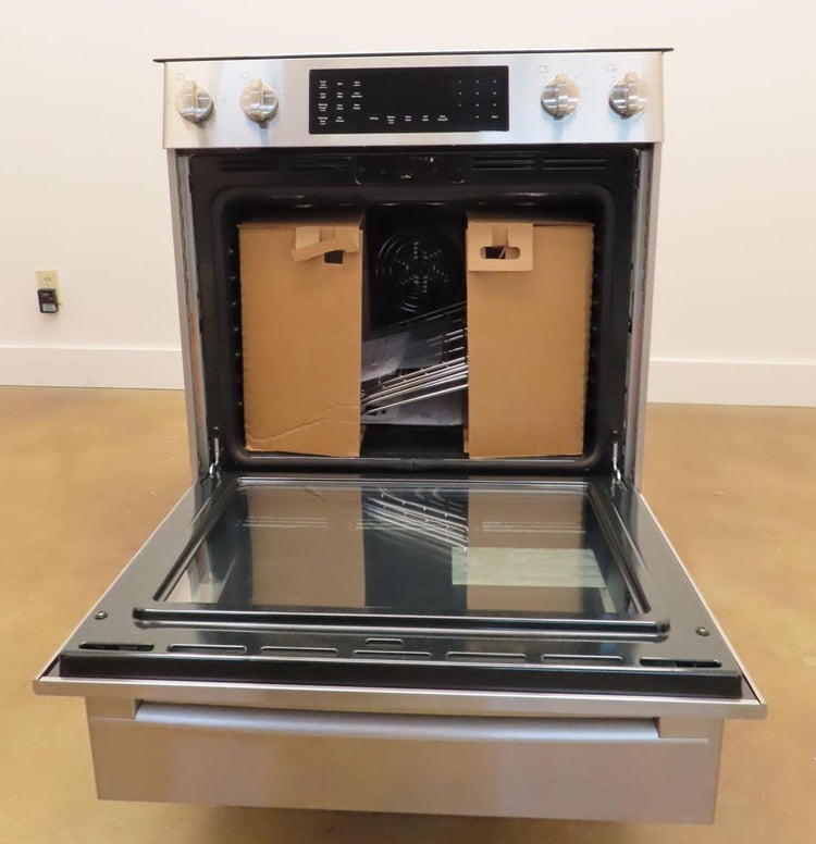 Bosch 800 Series HEI8056U 30" Warming Zone Slide-In Electric Range Images