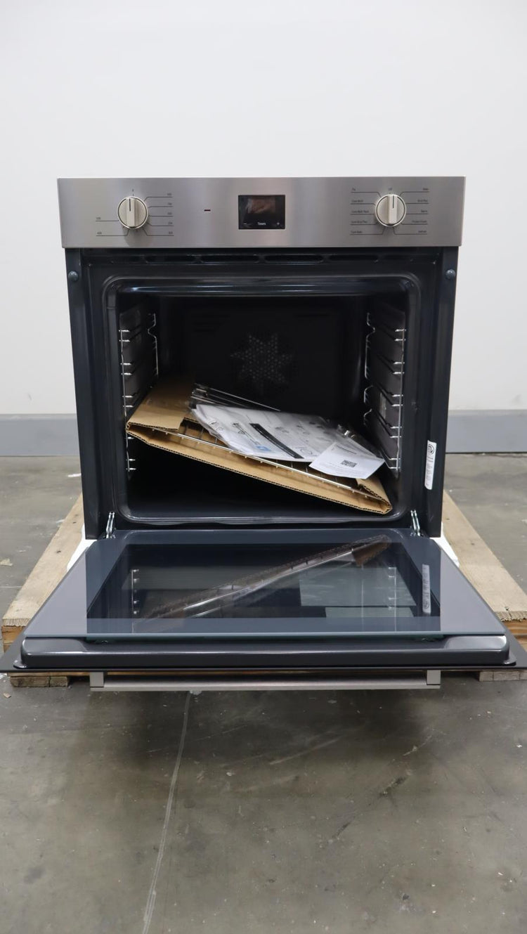 Bosch 4 Inch Stainless Single Electric Convection 500 Series Wall Oven HBE5453UC