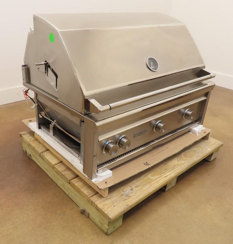 Lynx Professional Grill Series L36R3NG 36" 935 Cooking Surface Built-In Grill