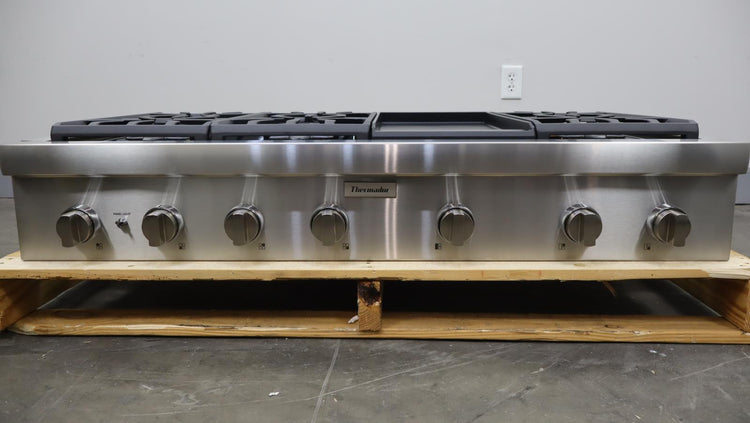 Thermador 48" Stainless 6 Star Burner Professional SeriesRangetop PCG486WD