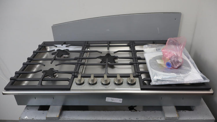 Thermador Masterpiece Series 36" Stainless 5 Sealed Buner Gas Cooktop SGSXP365TS