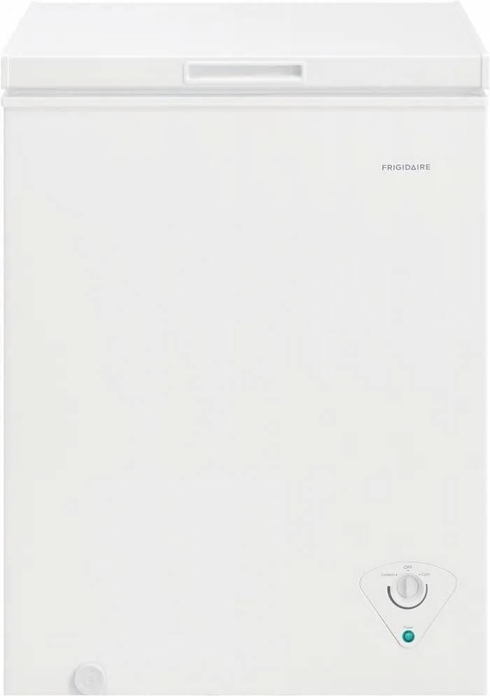 Frigidaire 4*: 25" White External Control 5 Cu. Ft. Cap Chest Freezer FFCS0522AW